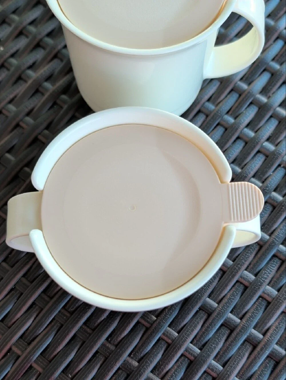 NWT Tupperware White Sugar and Creamer Set (Ivory rose covers)